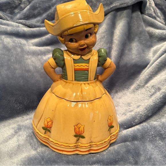 Twin Winton Dutch Girl 1960’s Cookie Jar - Picture 1 of 9